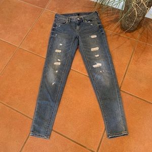 White House Black Market distressed jeans size 00